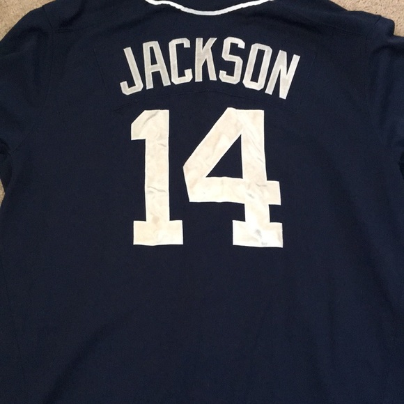 Genuine merchandise Tigers jersey - Picture 3 of 7